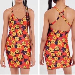 Urban Outfitters Floral Bodycon Dress Size Medium Tail Whip Hibiscus Cross-Back
